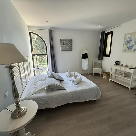 Maison D'hote Et Mas D'eymard Gæstehus
