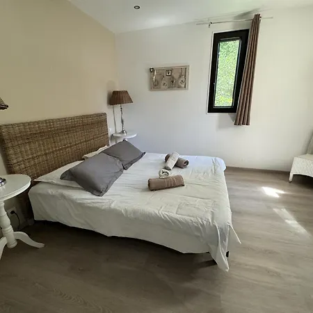 Maison D'hote Et Mas D'eymard Gæstehus 2*